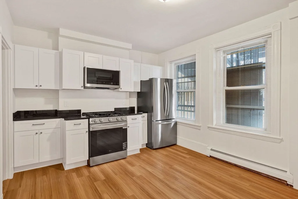 4 bed, 2 bath apartment for rent at 864 Huntington Unit 2, Mission Hill — photo 5 of 19