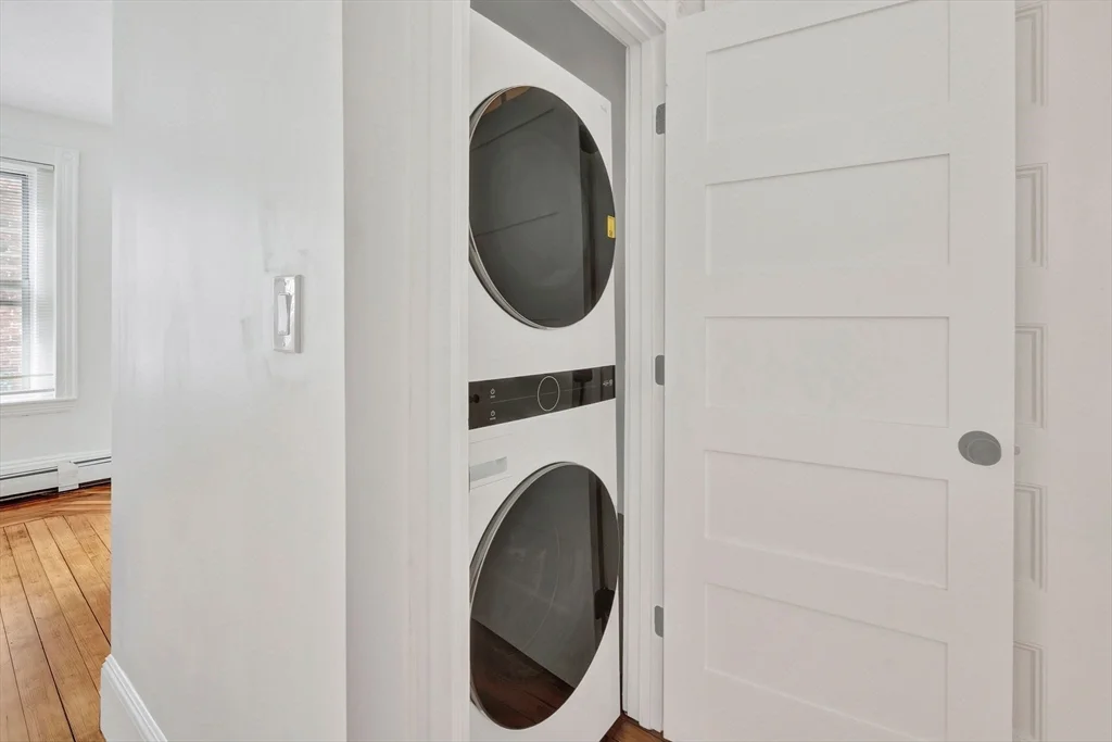 4 bed, 2 bath apartment for rent at 864 Huntington Unit 2, Mission Hill — photo 9 of 19