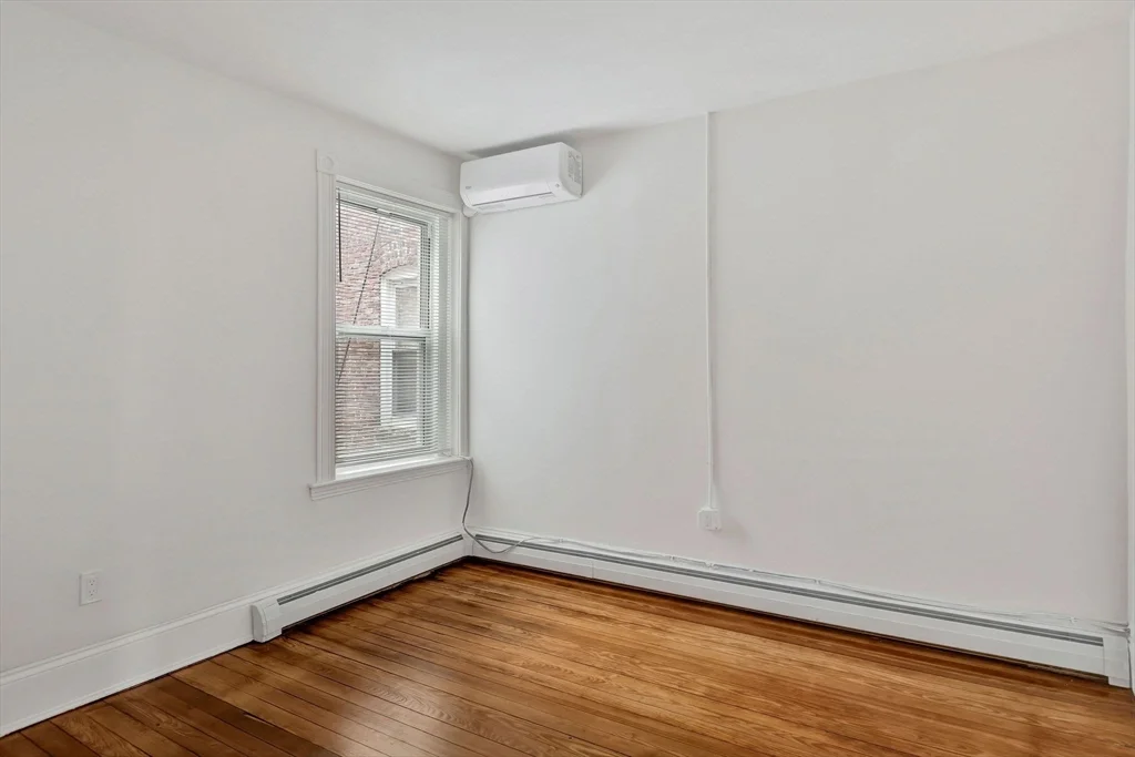 4 bed, 2 bath apartment for rent at 864 Huntington Unit 2, Mission Hill — photo 14 of 19
