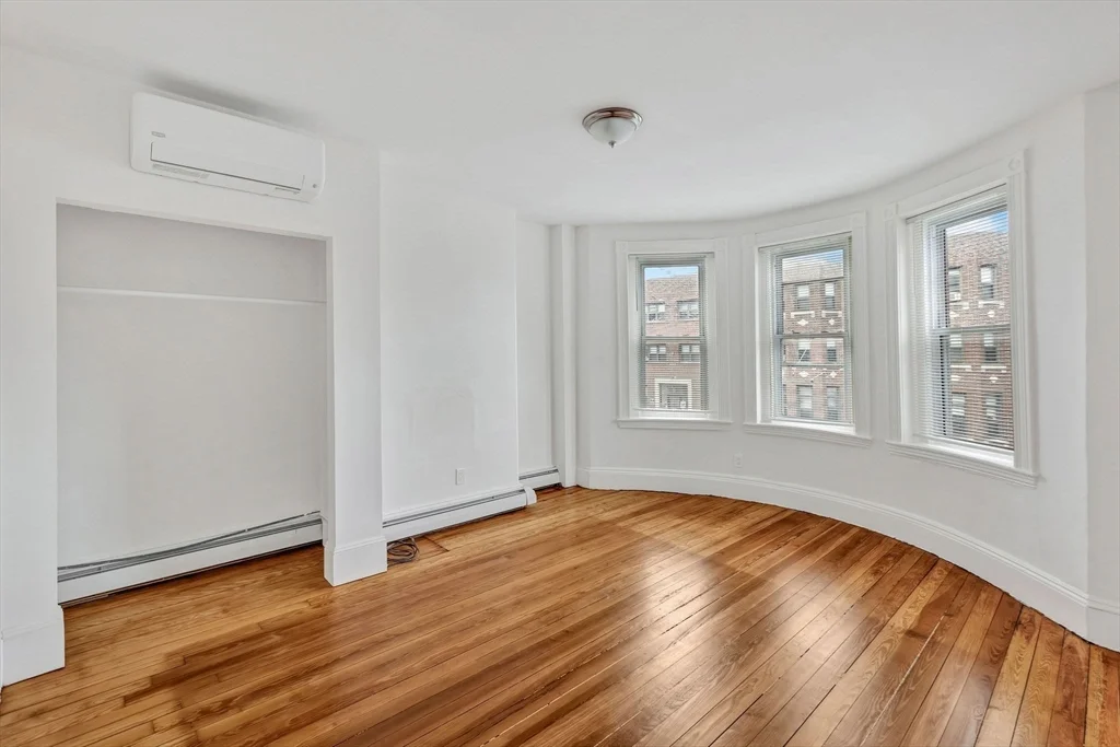 4 bed, 2 bath apartment for rent at 864 Huntington Unit 2, Mission Hill — photo 3 of 19