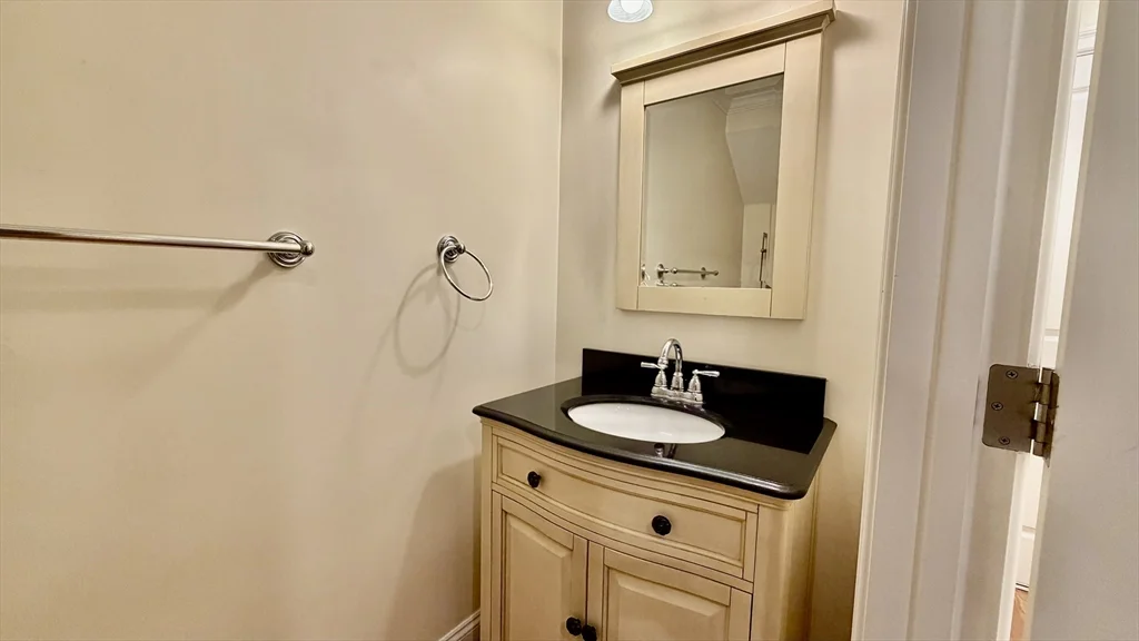 2 bed, 1 bath apartment for rent at 865 Lagrange St Unit 4, West Roxbury — photo 7 of 18