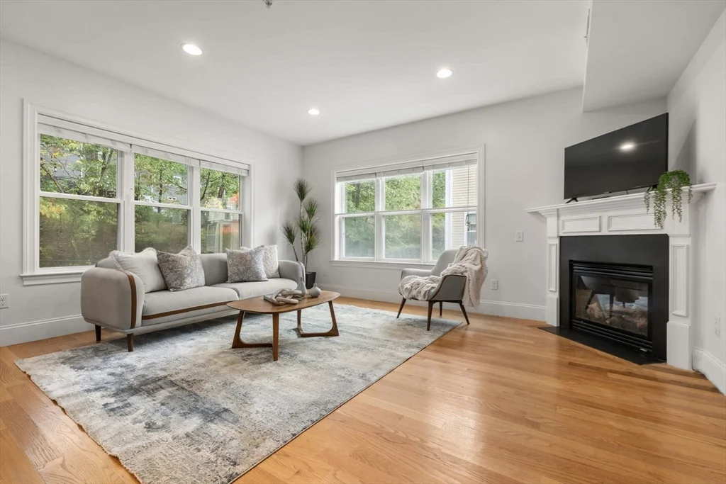 2 bed, 2 bath apartment for rent at 865 Lagrange Unit 5, West Roxbury — photo 1 of 14