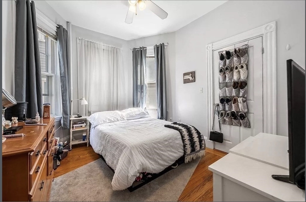 4 bed, 1 bath apartment for rent at 866 East 5th Unit 1, South Boston — photo 8 of 12