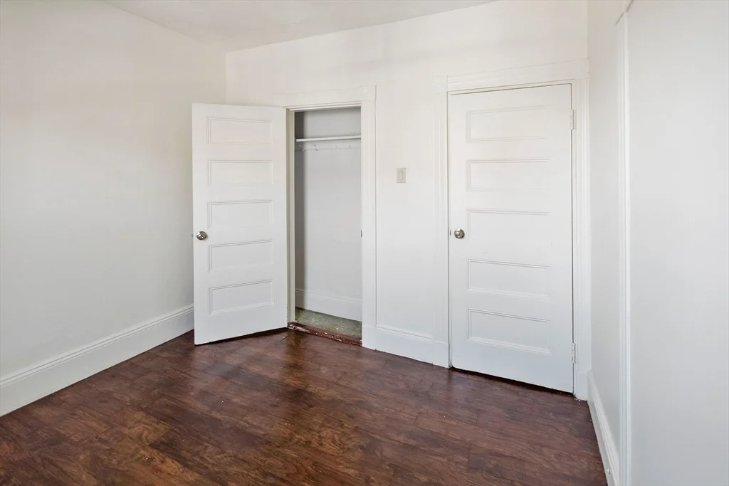 5 bed, 2 bath apartment for rent at 866 Huntington Ave Unit 2, Mission Hill — photo 17 of 23
