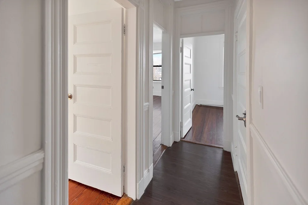 5 bed, 2 bath apartment for rent at 866 Huntington Ave Unit 3, Mission Hill — photo 4 of 20