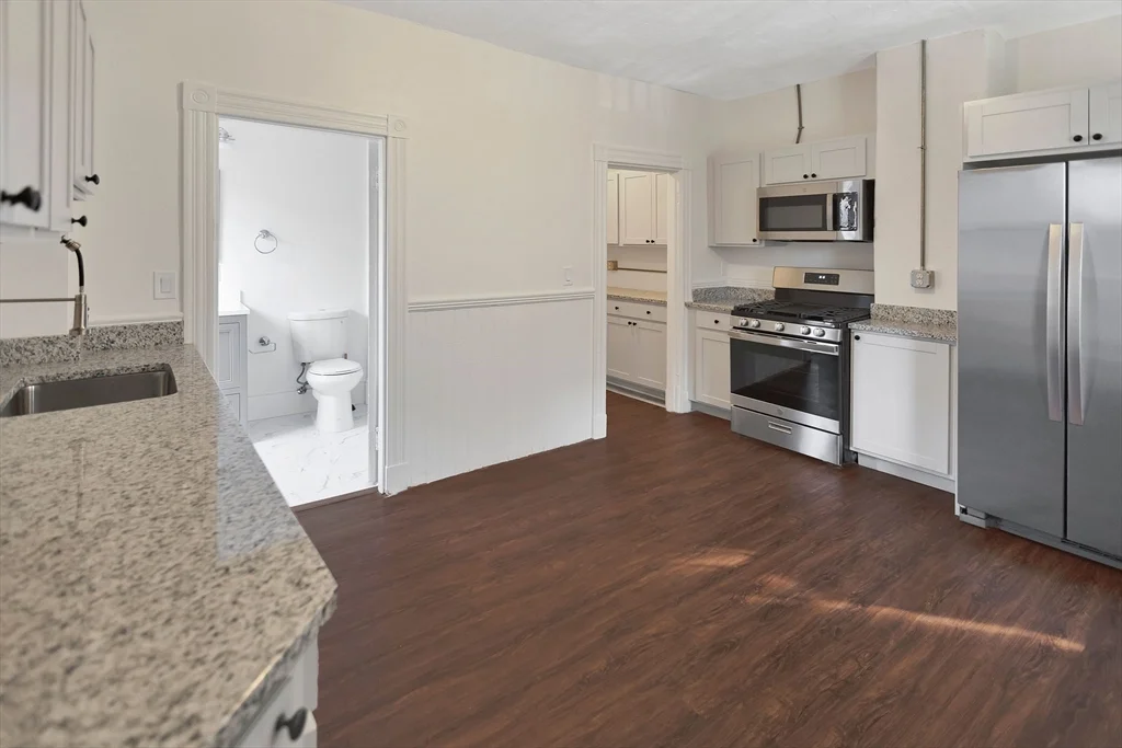 5 bed, 2 bath apartment for rent at 866 Huntington Ave Unit 3, Mission Hill — photo 16 of 20