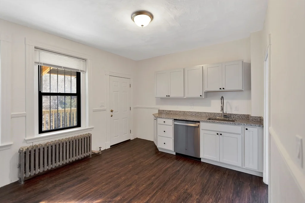 5 bed, 2 bath apartment for rent at 866 Huntington Ave Unit 3, Mission Hill — photo 17 of 20