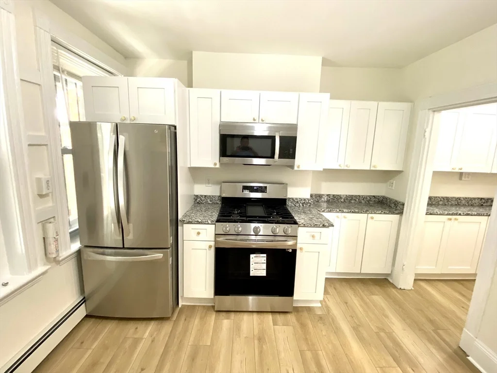 5 bed, 2 bath apartment for rent at 866 Huntington Ave Unit 3A, Mission Hill — photo 6 of 19