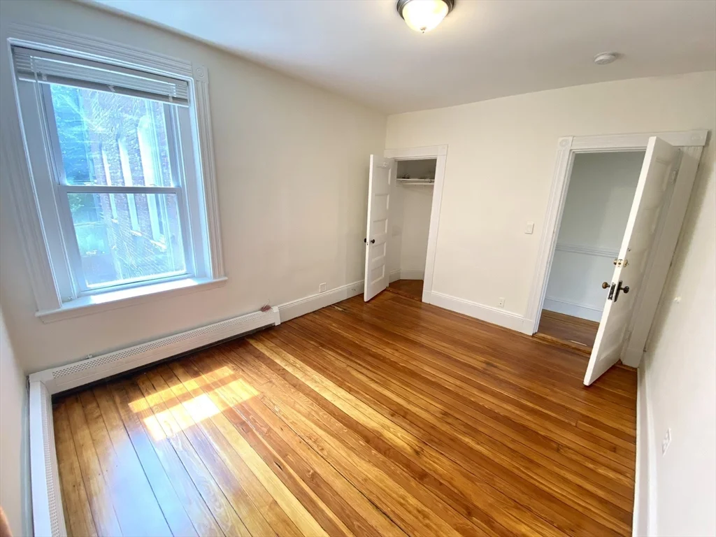 5 bed, 2 bath apartment for rent at 866 Huntington Ave Unit 3A, Mission Hill — photo 10 of 19