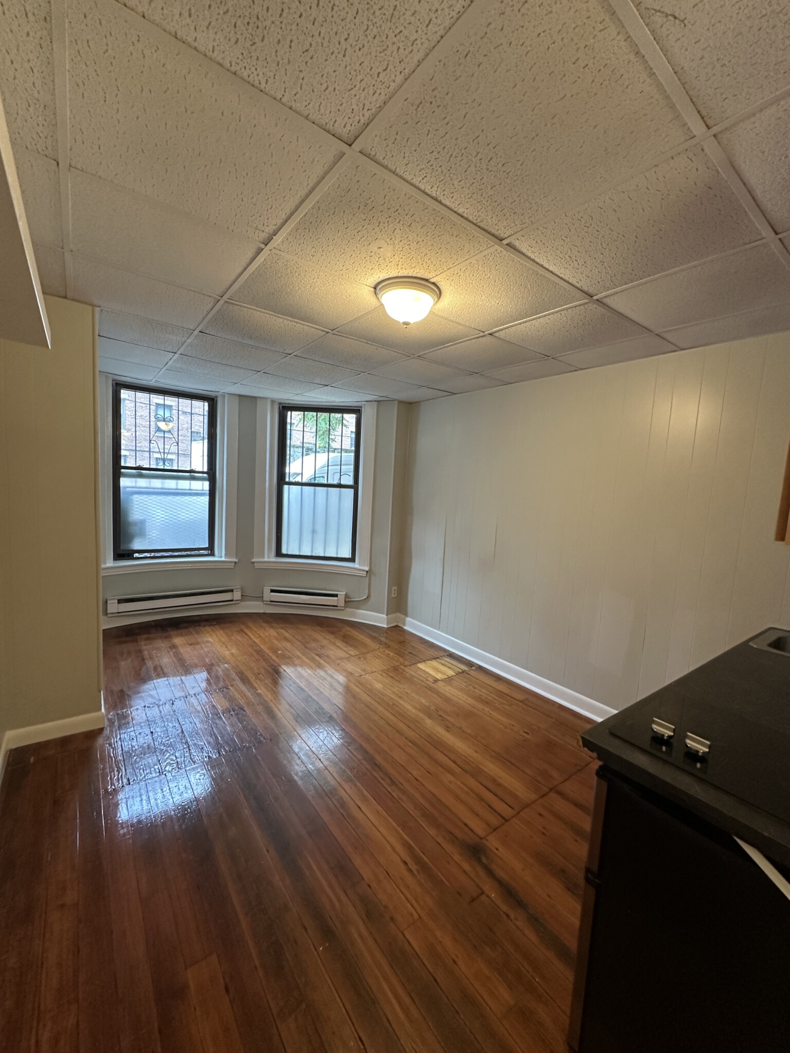 Studio bed, 1 bath apartment for rent at 868 Beacon St Unit C, Fenway — photo 1 of 11