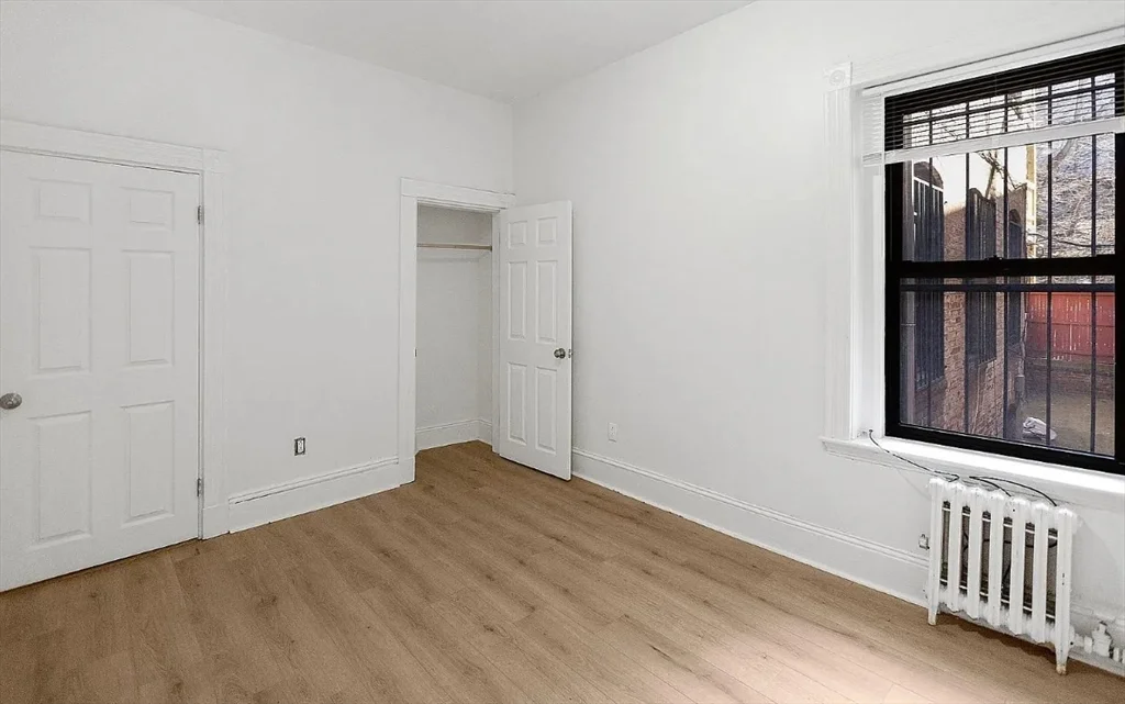 3 bed, 2 bath apartment for rent at 868 Huntington Ave Unit 1, Mission Hill — photo 14 of 15