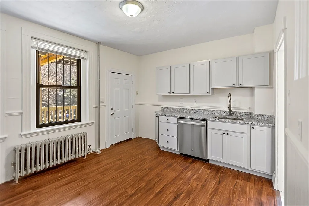 4 bed, 2 bath apartment for rent at 868 Huntington Ave Unit 2, Coolidge Corner — photo 9 of 27