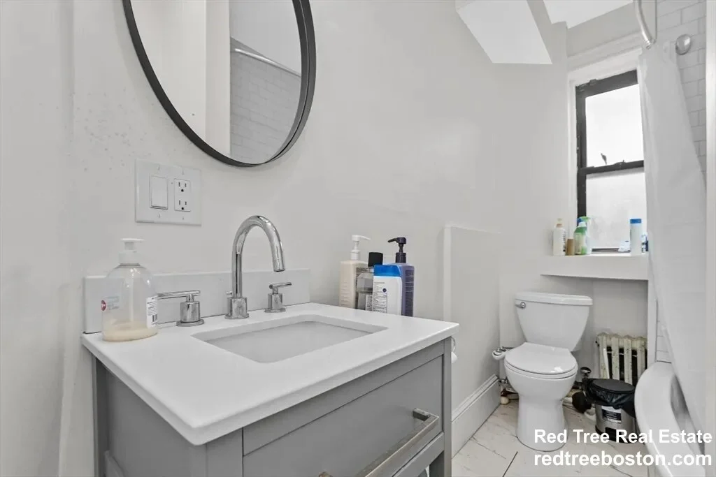 5 bed, 2 bath apartment for rent at 868 Huntington Ave Unit 3, Coolidge Corner — photo 4 of 8