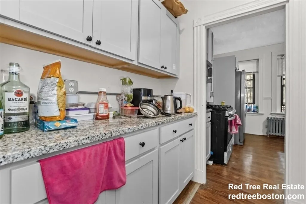 5 bed, 2 bath apartment for rent at 868 Huntington Ave Unit 3, Coolidge Corner — photo 8 of 8