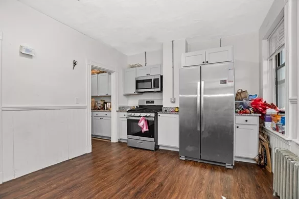 4 bed, 2 bath apartment for rent at 868 Huntington Ave Unit 3, Coolidge Corner — photo 3 of 16