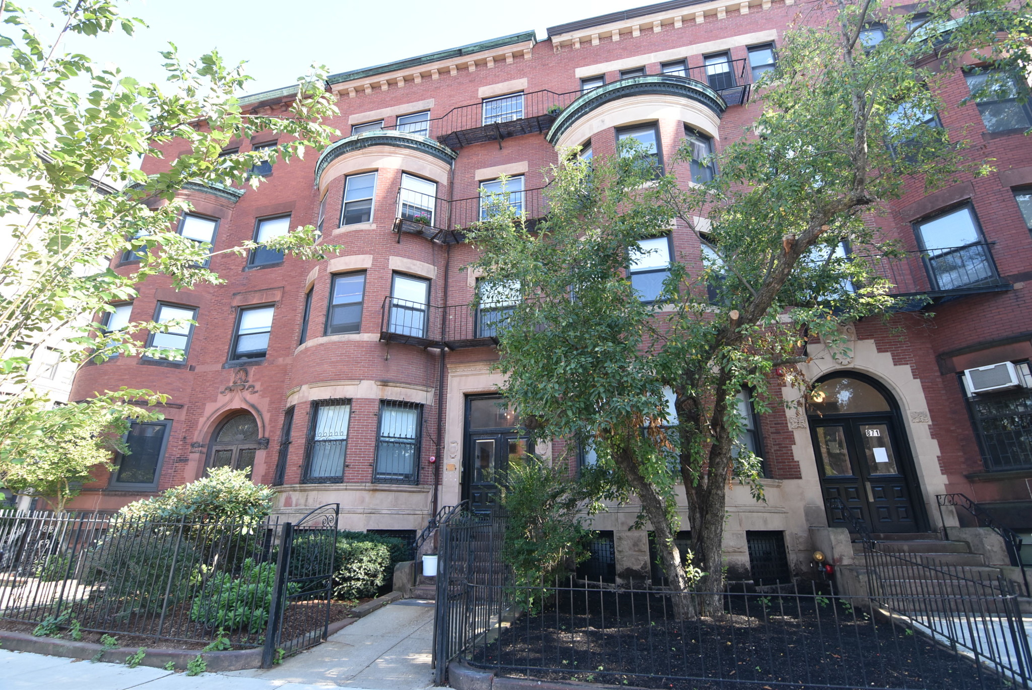 1 bed, 1 bath apartment for rent at 869 Beacon St Unit 4, Fenway — photo 9 of 9
