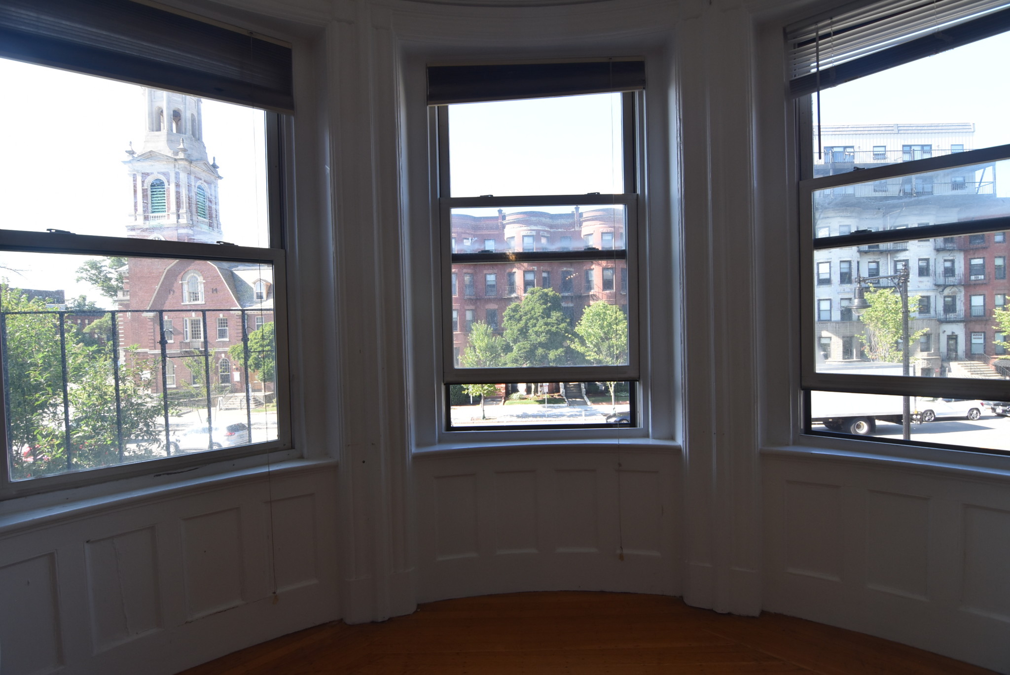 1 bed, 1 bath apartment for rent at 869 Beacon St Unit 4, Fenway — photo 8 of 9
