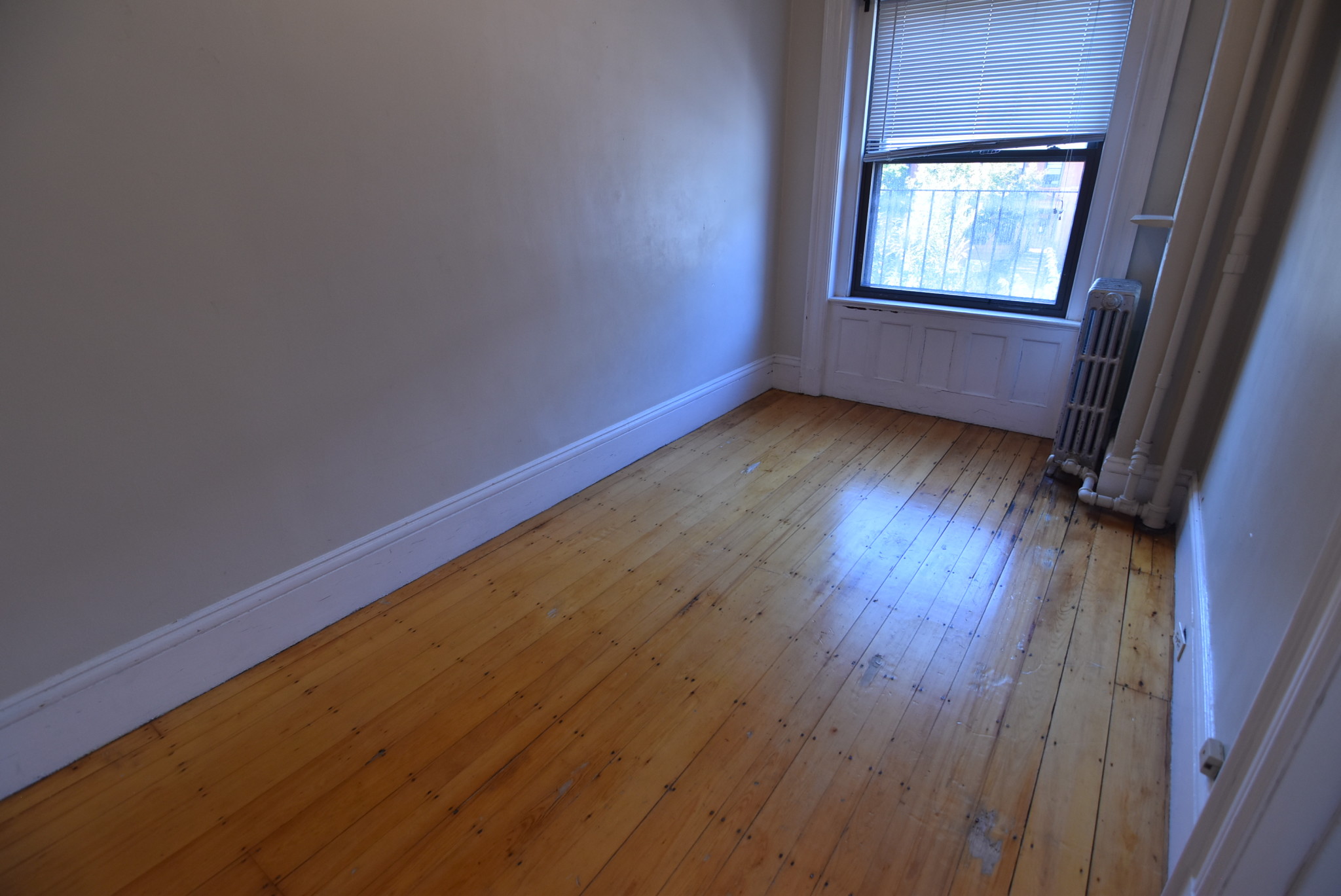 1 bed, 1 bath apartment for rent at 869 Beacon St Unit 4, Fenway — photo 6 of 9