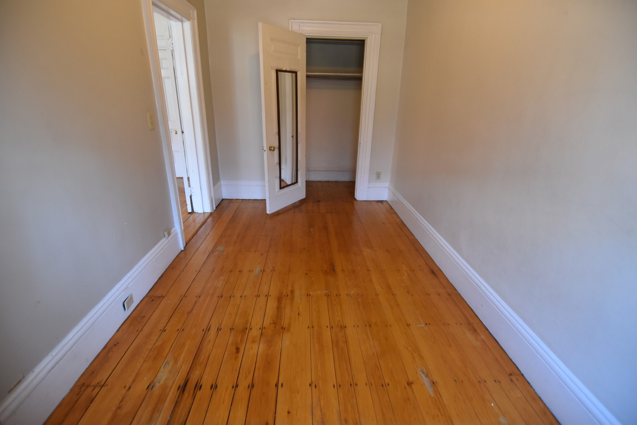 1 bed, 1 bath apartment for rent at 869 Beacon St Unit 4, Fenway — photo 7 of 9