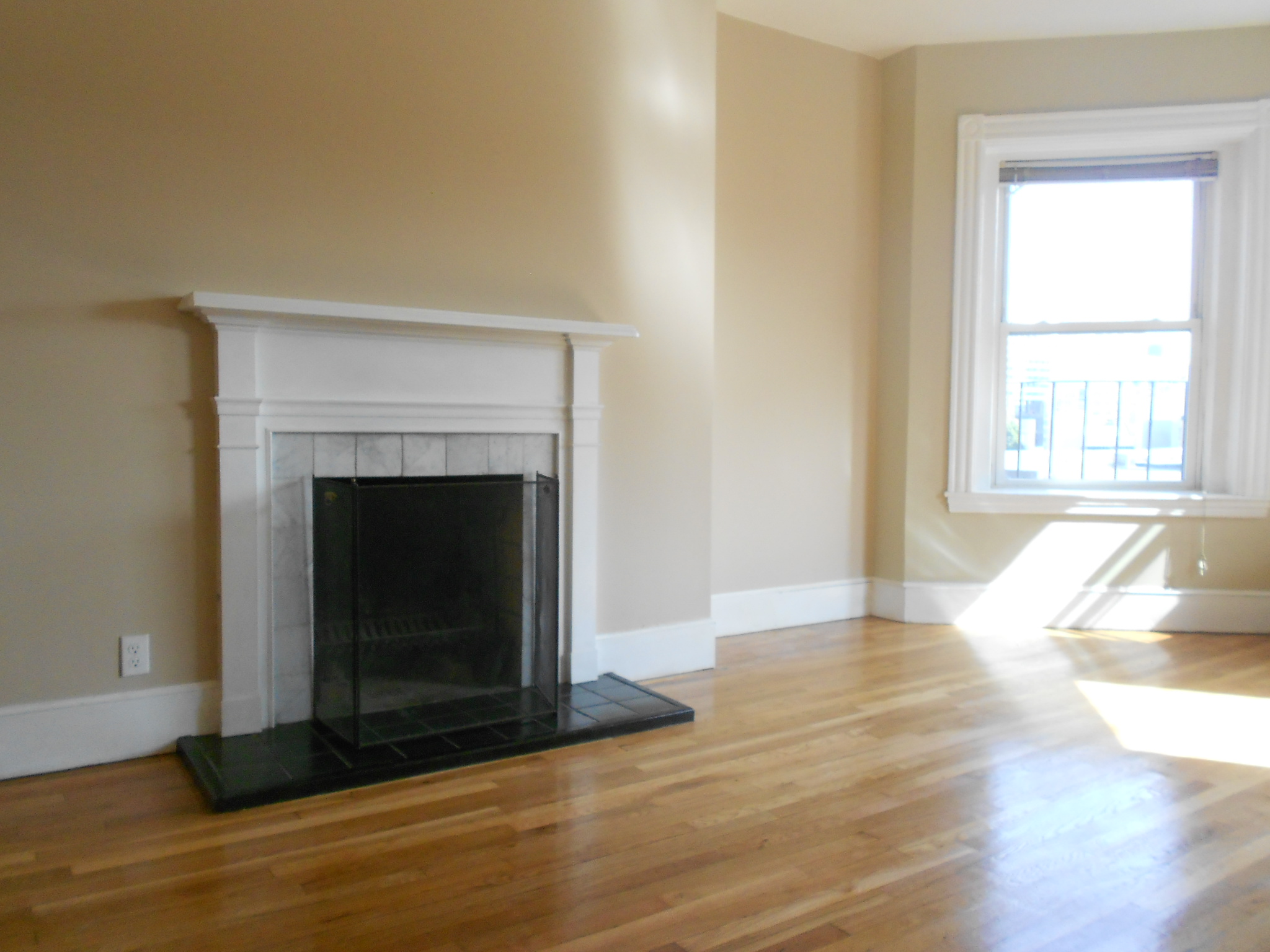 1 bed, 1 bath apartment for rent at 869 Beacon St Unit 9, Fenway — photo 6 of 10