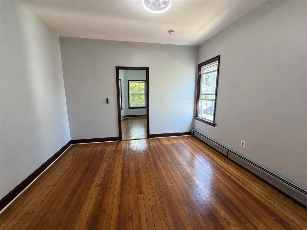 2 bed, 1 bath apartment for rent at 869 Brock Ave Unit 2S, New Bedford — photo 5 of 7