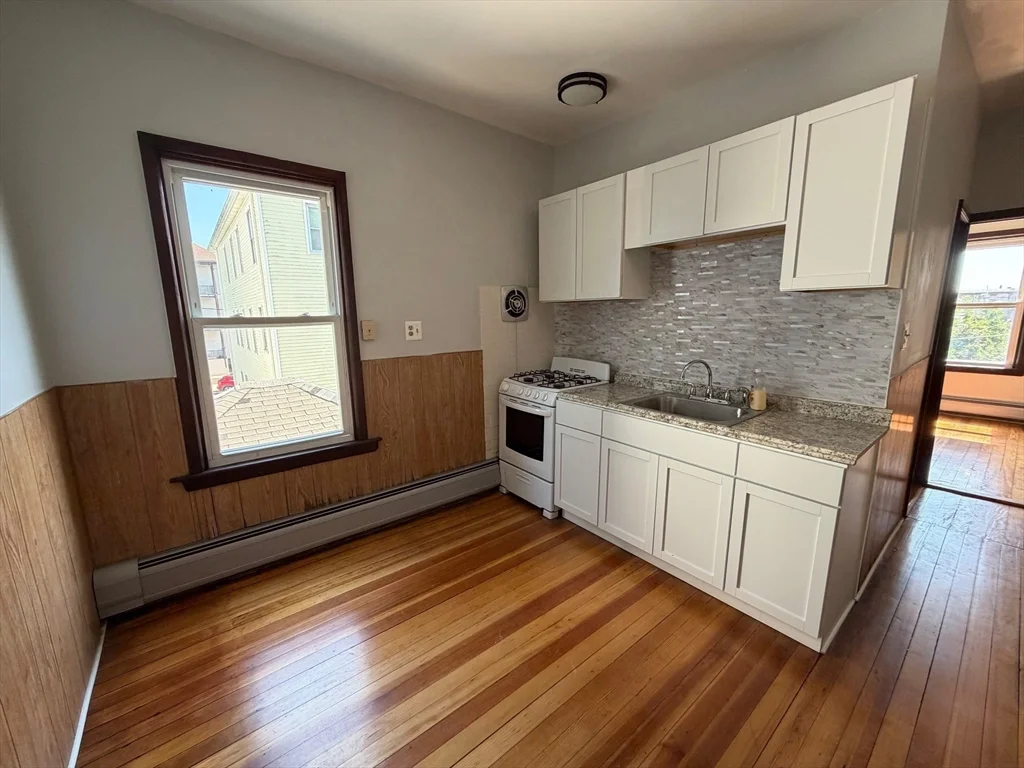 2 bed, 1 bath apartment for rent at 869 Brock Ave Unit 2S, New Bedford — photo 2 of 7