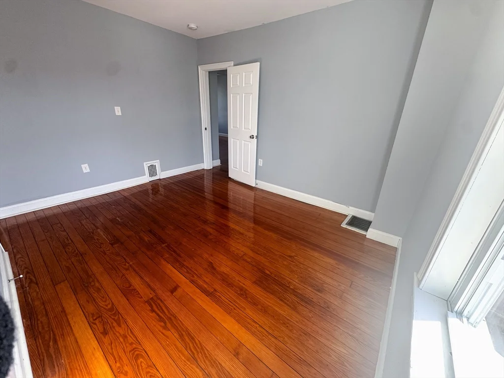 3 bed, 1 bath apartment for rent at 87-89 Goodridge St Unit 2, Lynn — photo 8 of 16