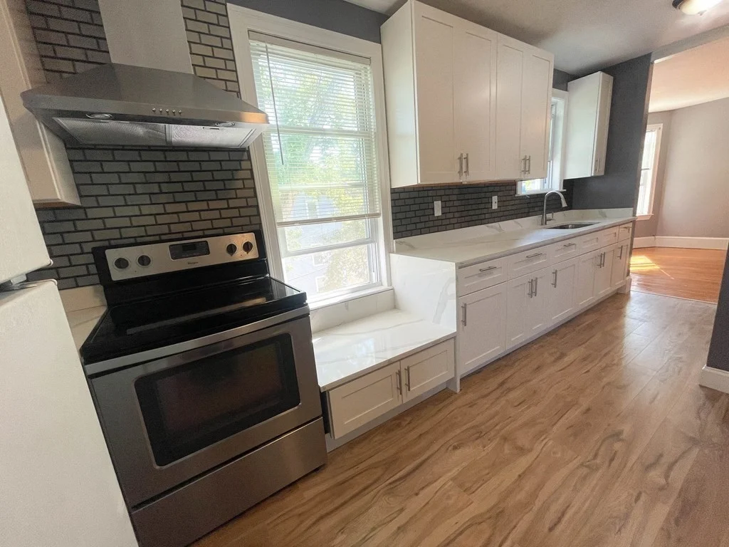 3 bed, 1 bath apartment for rent at 87-89 Goodridge St Unit 3, Lynn — photo 3 of 16