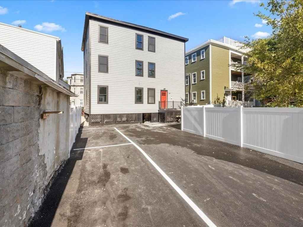 1 bed, 1 bath apartment for rent at 87-89 Malden Unit 302, Everett — photo 28 of 28