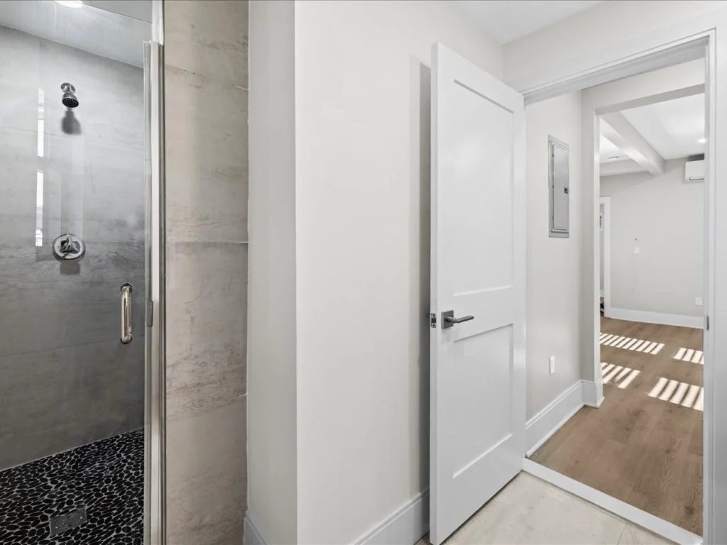 1 bed, 1 bath apartment for rent at 87-89 Malden Unit 302, Everett — photo 14 of 28