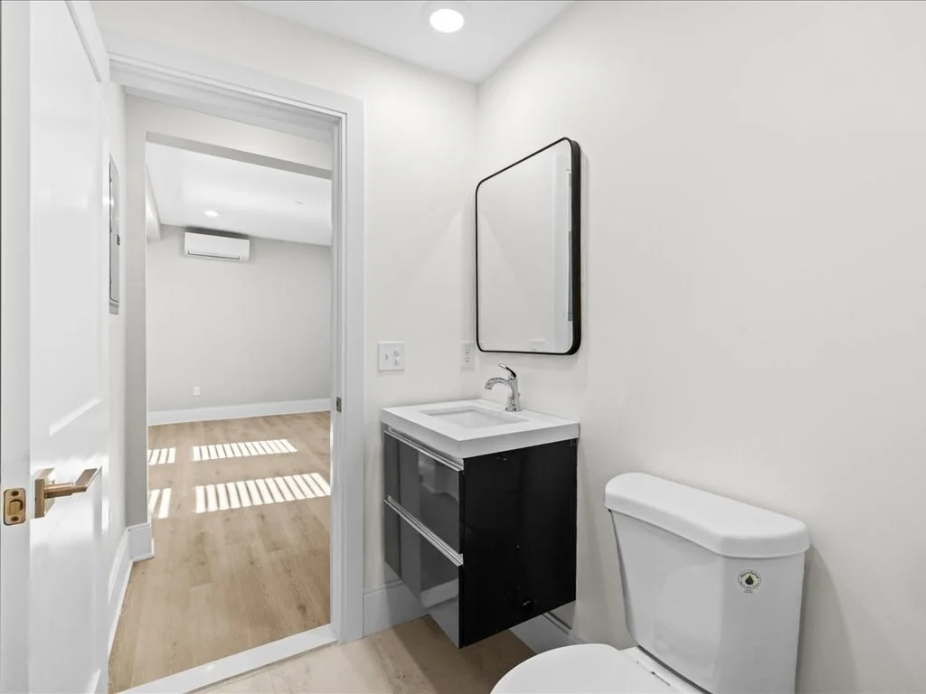 1 bed, 1 bath apartment for rent at 87-89 Malden Unit 302, Everett — photo 15 of 28