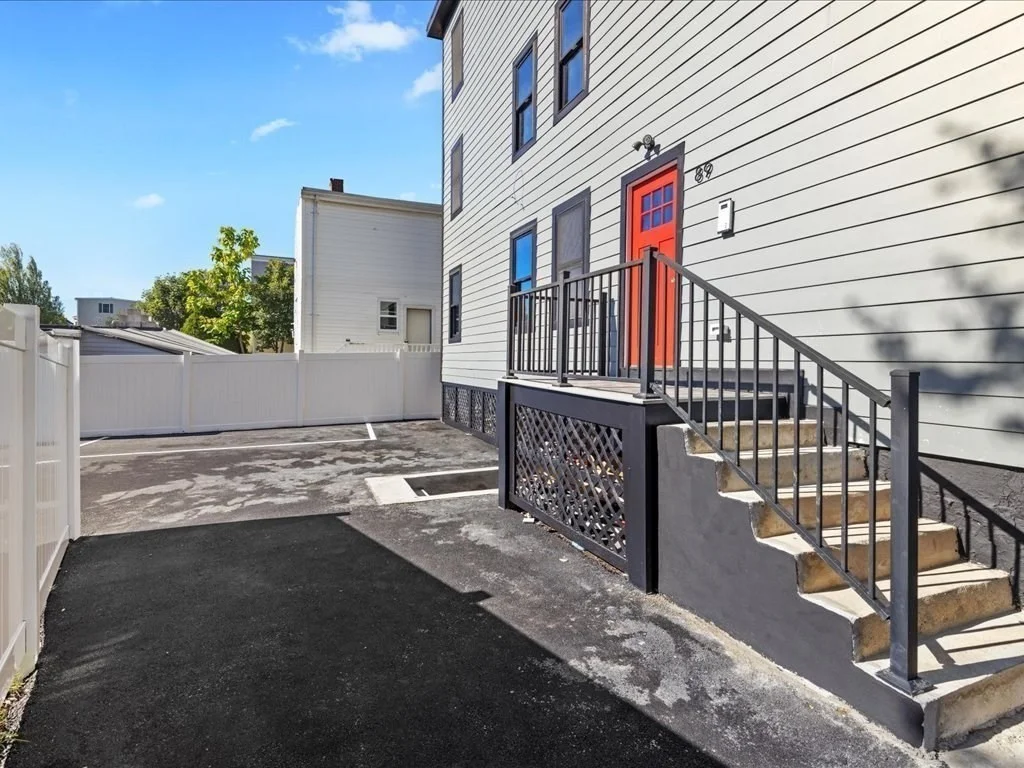 1 bed, 1 bath apartment for rent at 87-89 Malden Unit 302, Everett — photo 27 of 28