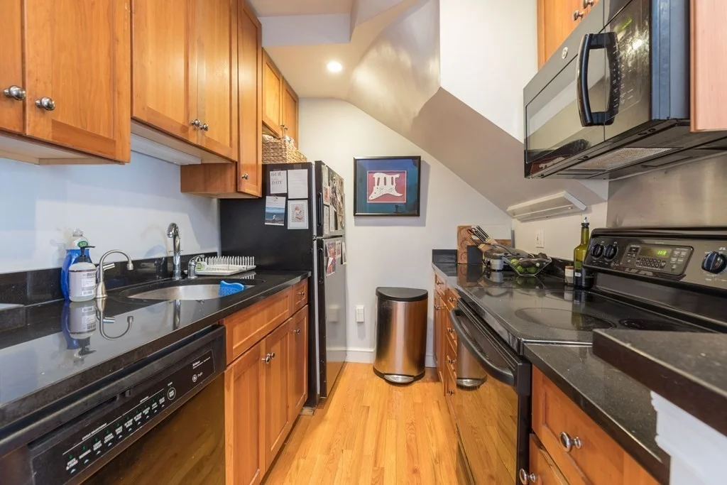 1 bed, 1 bath apartment for rent at 87 Appleton Unit 3, South End — photo 4 of 8