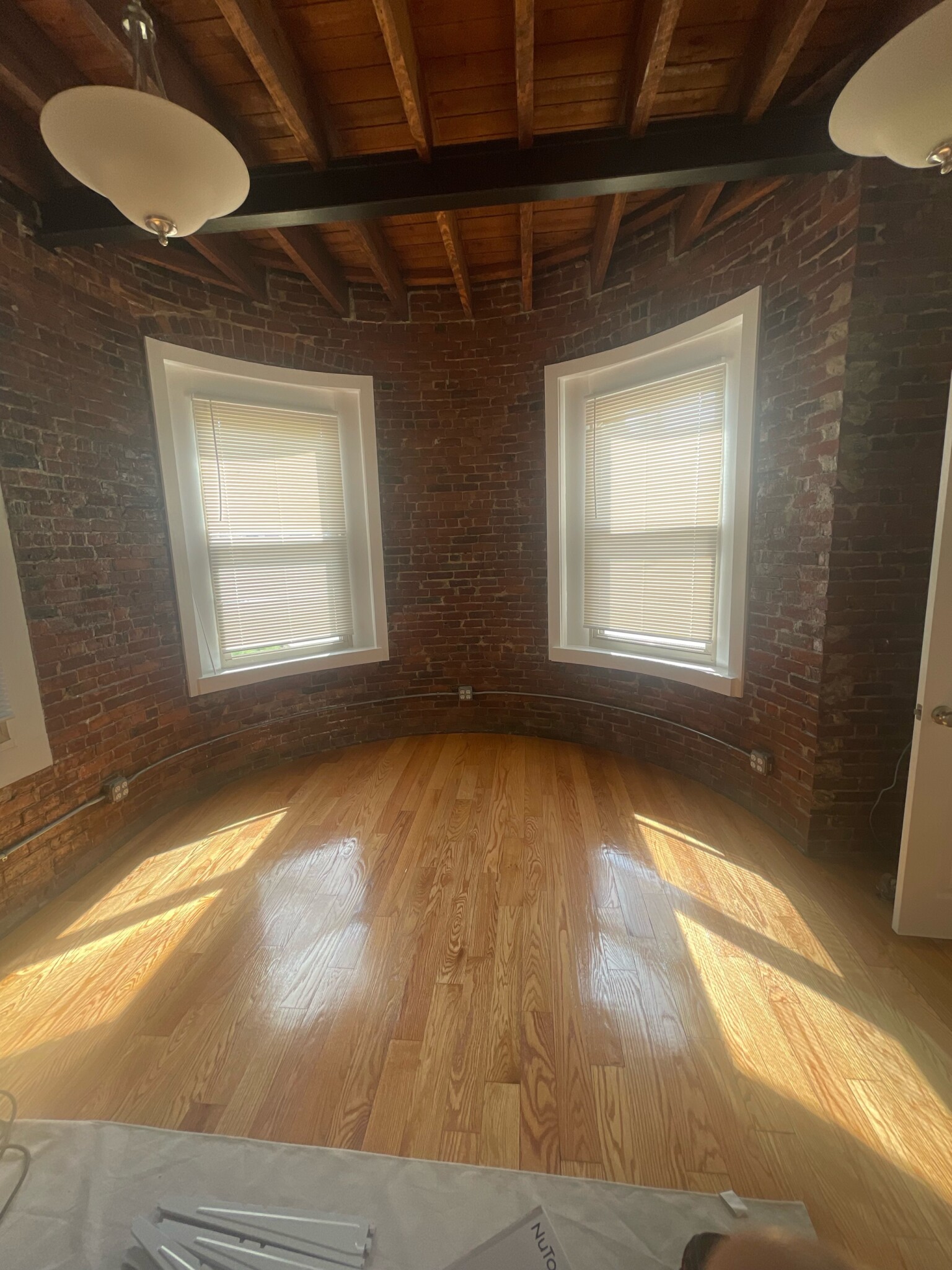 2 bed, 1 bath apartment for rent at 87 Beacon St Unit 11, Beacon Hill — photo 4 of 7