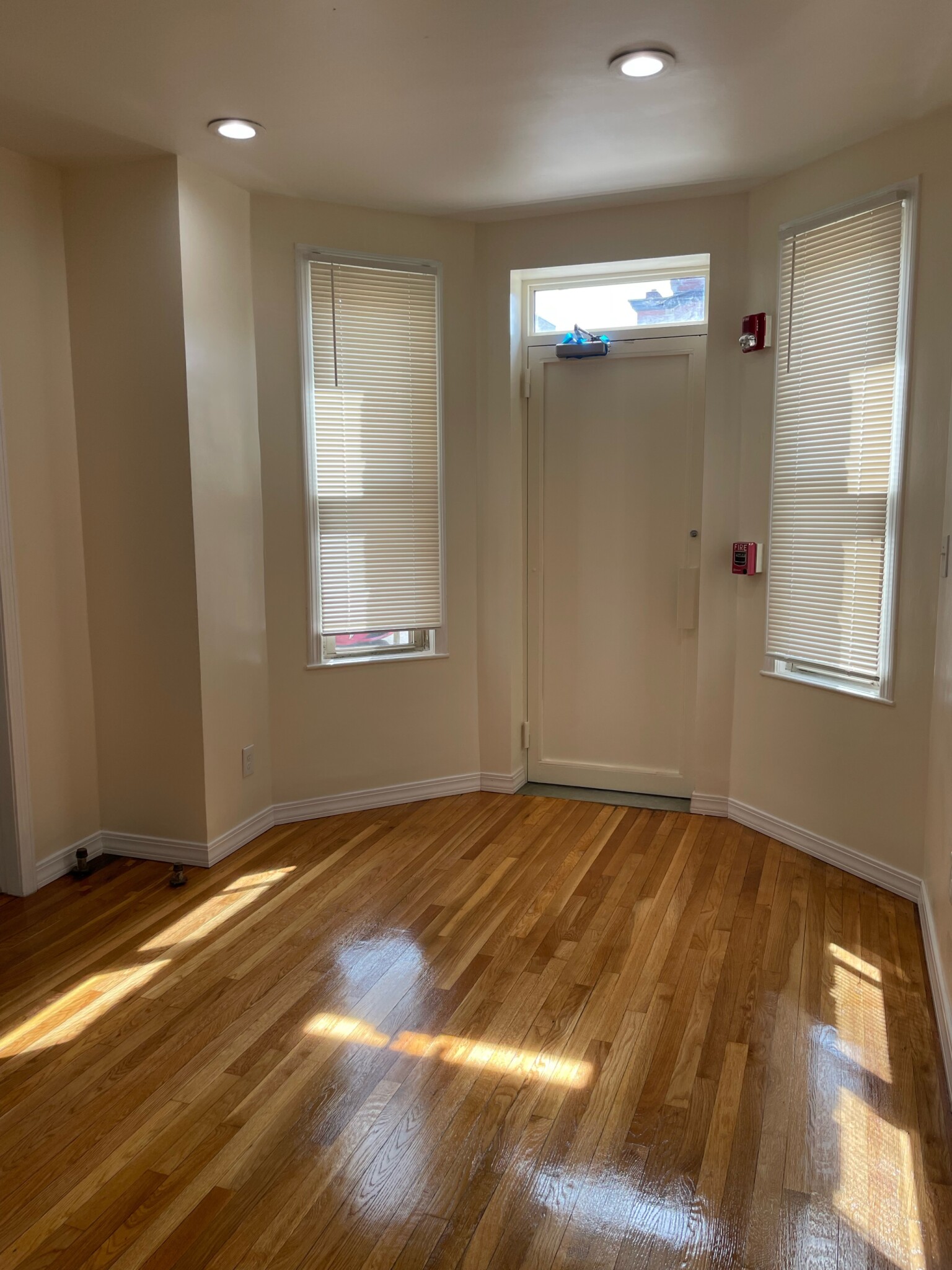 2 bed, 1 bath apartment for rent at 87 Beacon St Unit 11, Beacon Hill — photo 5 of 7