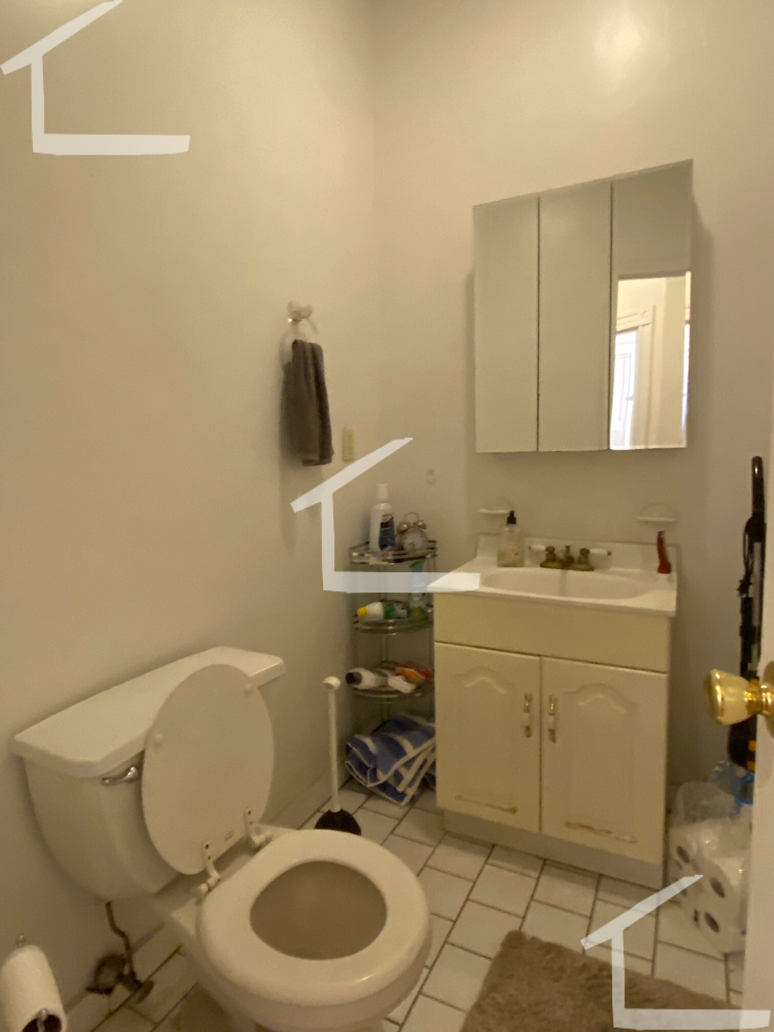 3 bed, 1.5 bath apartment for rent at 87 Brighton Ave Unit 2, Allston — photo 13 of 27