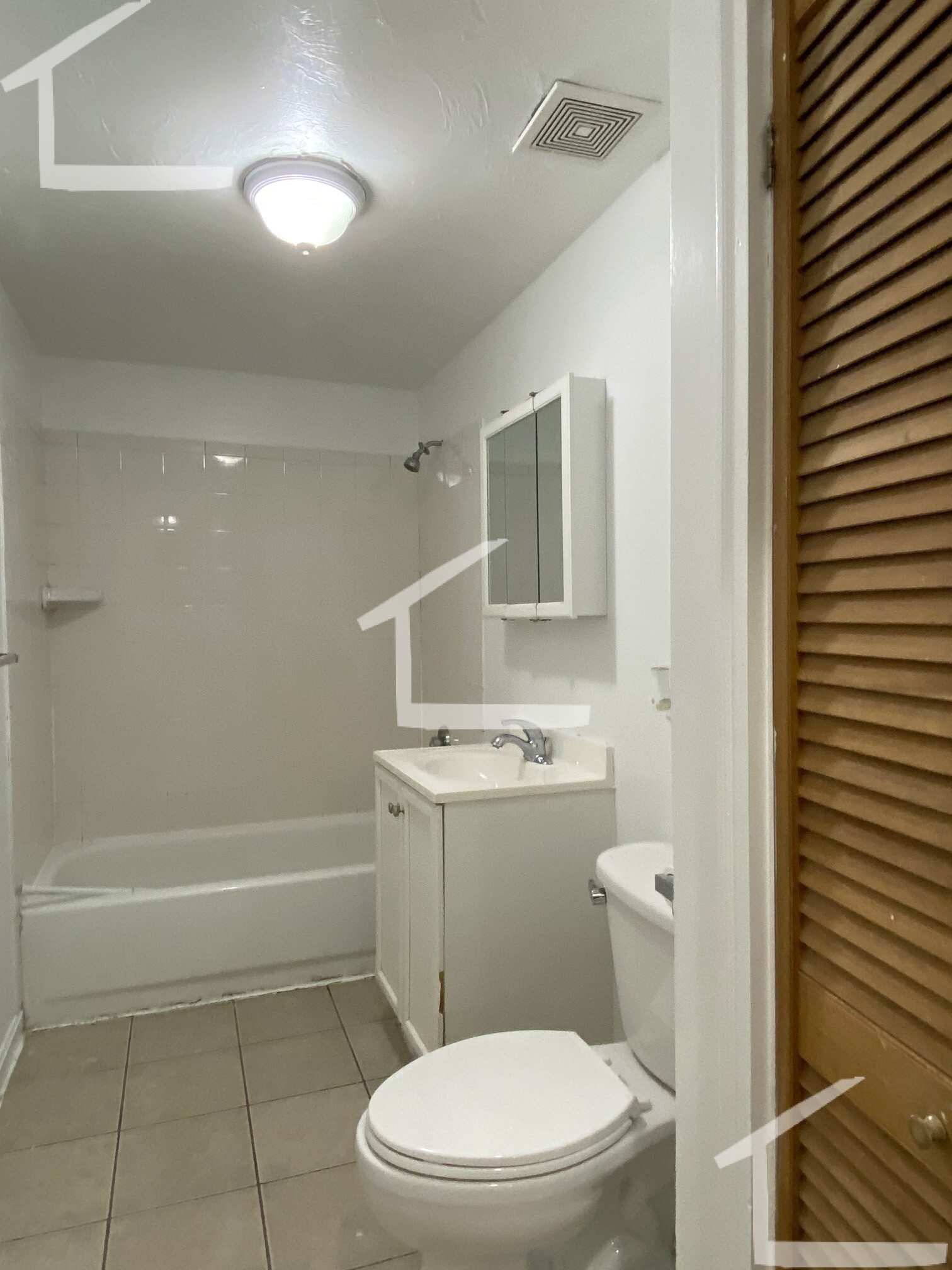 3 bed, 2 bath apartment for rent at 87 Brighton Ave Unit 3, Allston — photo 11 of 13