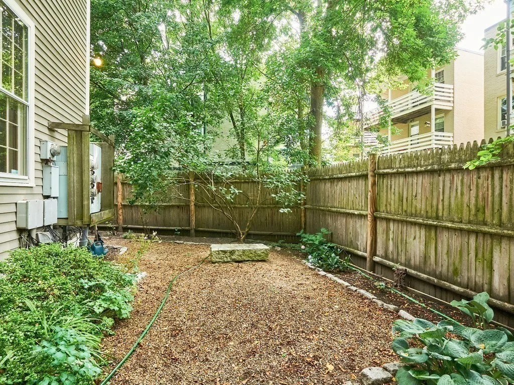 2 bed, 1 bath apartment for rent at 87 Bristol St Unit 1A, Area 4-The Port — photo 13 of 18