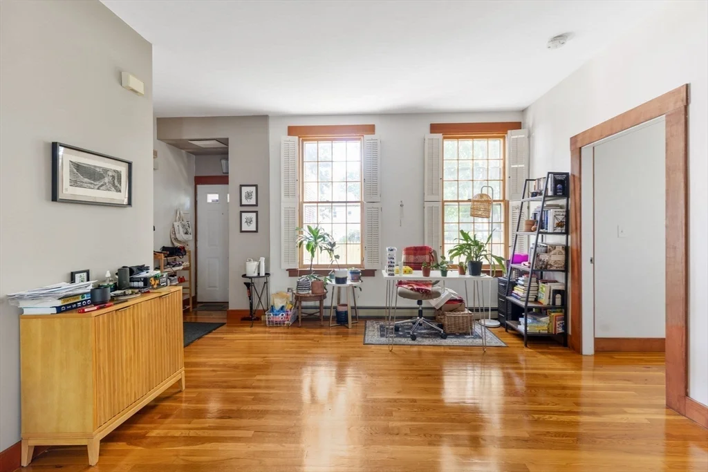 2 bed, 1 bath apartment for rent at 87 Bristol St Unit 1A, Area 4-The Port — photo 4 of 18