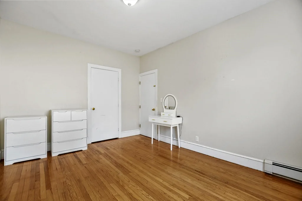 3 bed, 2 bath apartment for rent at 87 Broad St Unit 2, Lynn — photo 10 of 25