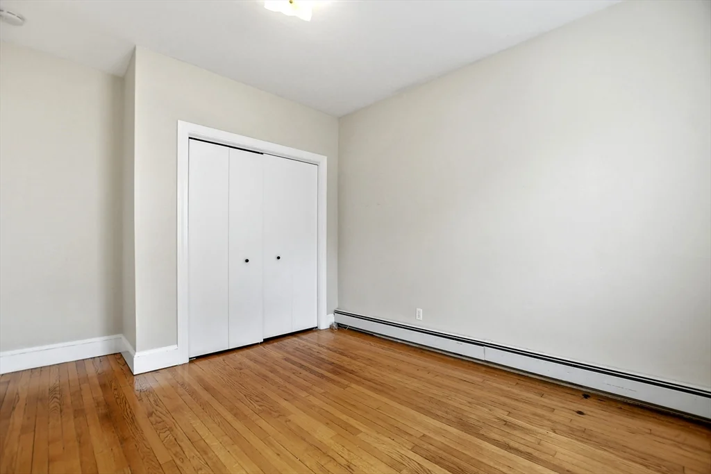 3 bed, 2 bath apartment for rent at 87 Broad St Unit 2, Lynn — photo 5 of 25