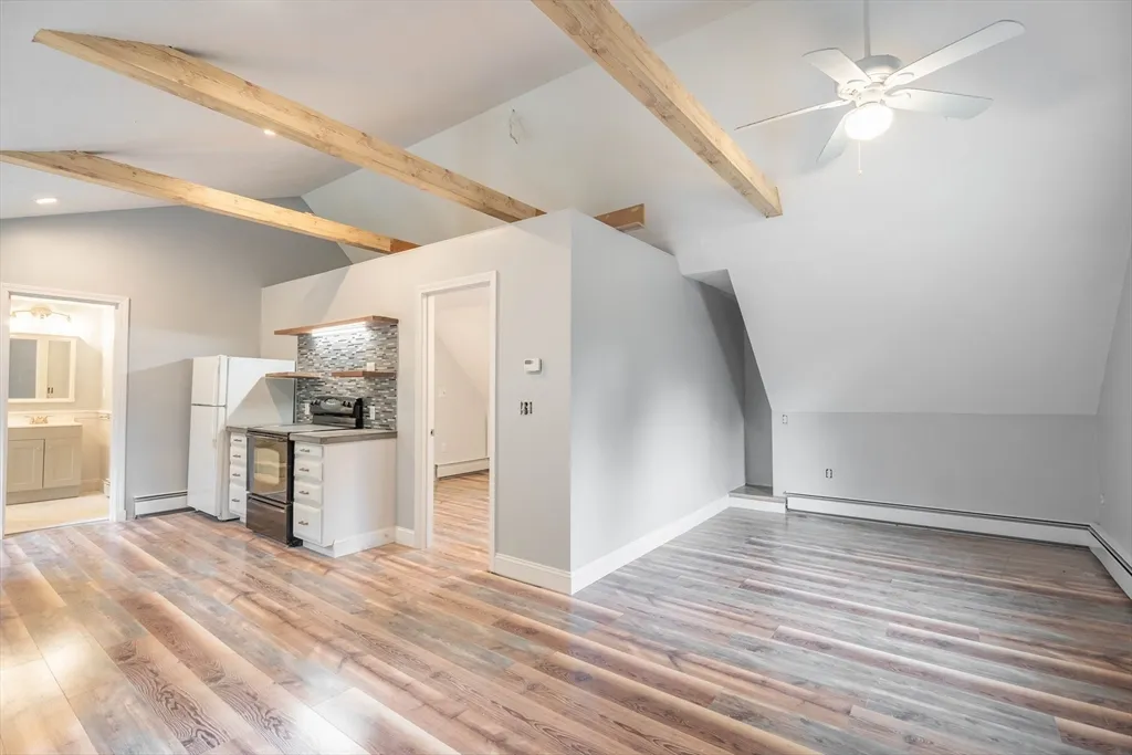 1 bed, 1 bath apartment for rent at 87 Brookfield Rd Unit 1, Charlton — photo 4 of 17
