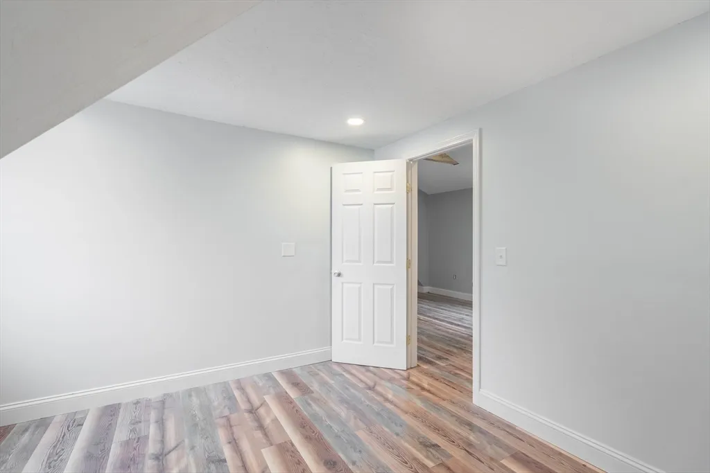 1 bed, 1 bath apartment for rent at 87 Brookfield Rd Unit 1, Charlton — photo 5 of 17