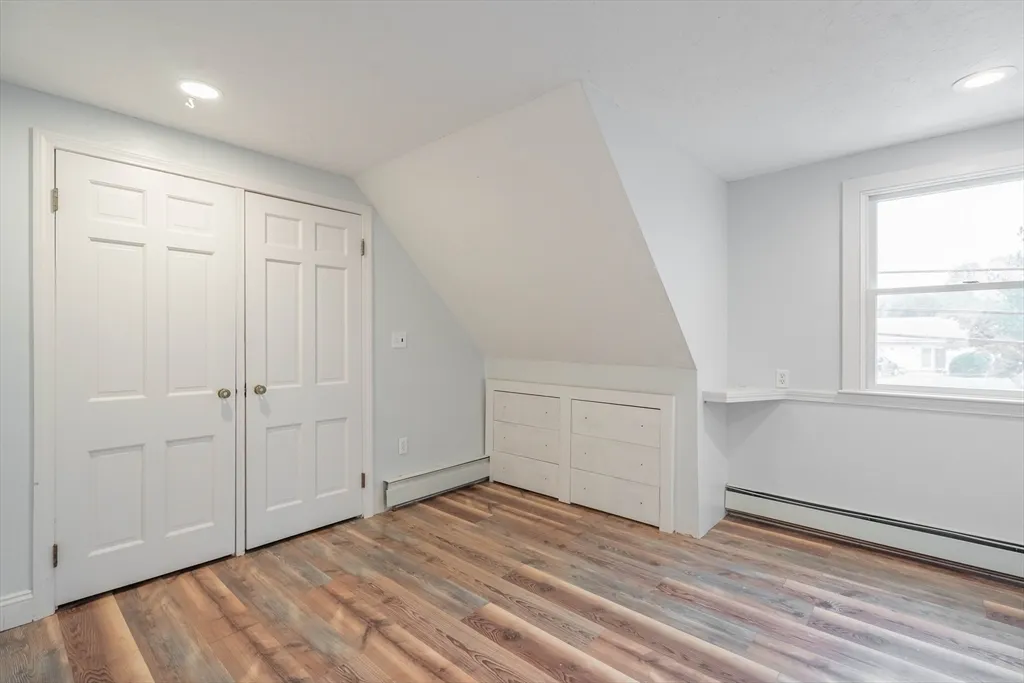 1 bed, 1 bath apartment for rent at 87 Brookfield Rd Unit 1, Charlton — photo 6 of 17