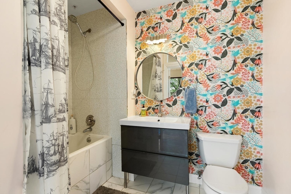 3 bed, 2 bath apartment for rent at 87 Brookside Ave Unit C, Jamaica Plain — photo 11 of 27