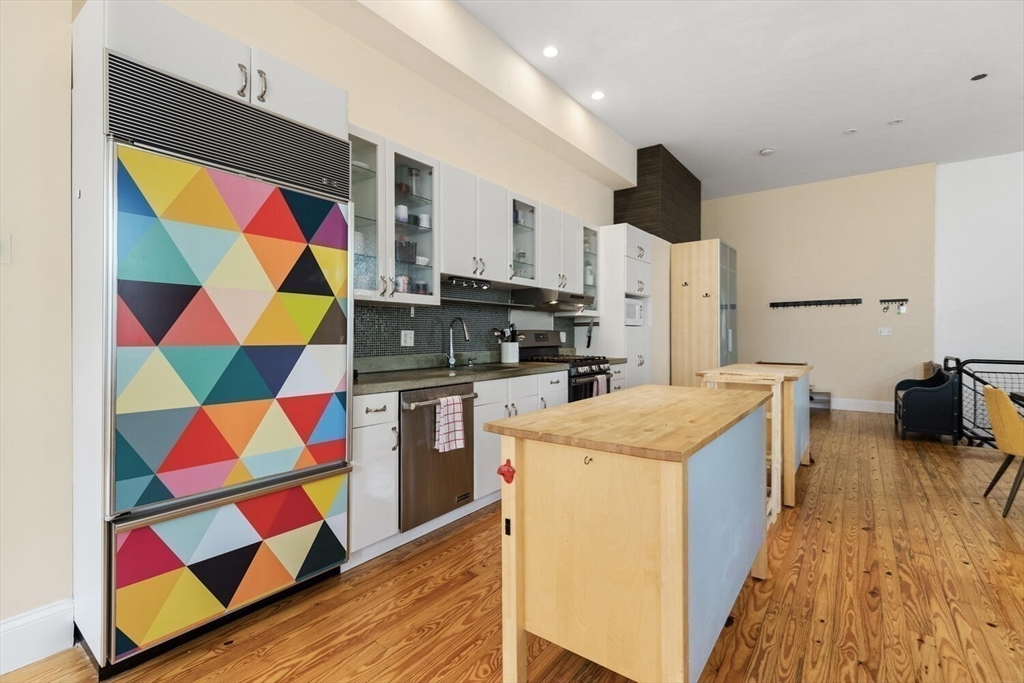 3 bed, 2 bath apartment for rent at 87 Brookside Ave Unit C, Jamaica Plain — photo 10 of 27