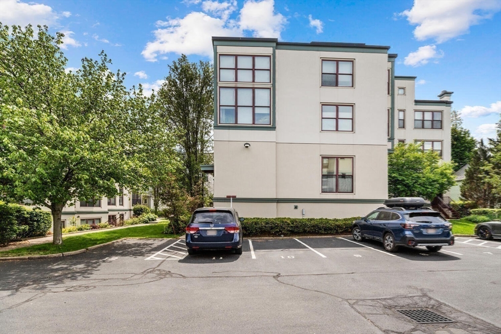 3 bed, 2 bath apartment for rent at 87 Brookside Ave Unit C, Jamaica Plain — photo 22 of 27