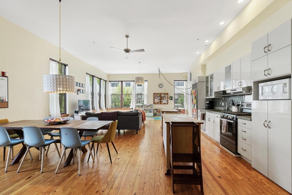 3 bed, 2 bath apartment for rent at 87 Brookside Ave Unit C, Jamaica Plain — photo 1 of 27