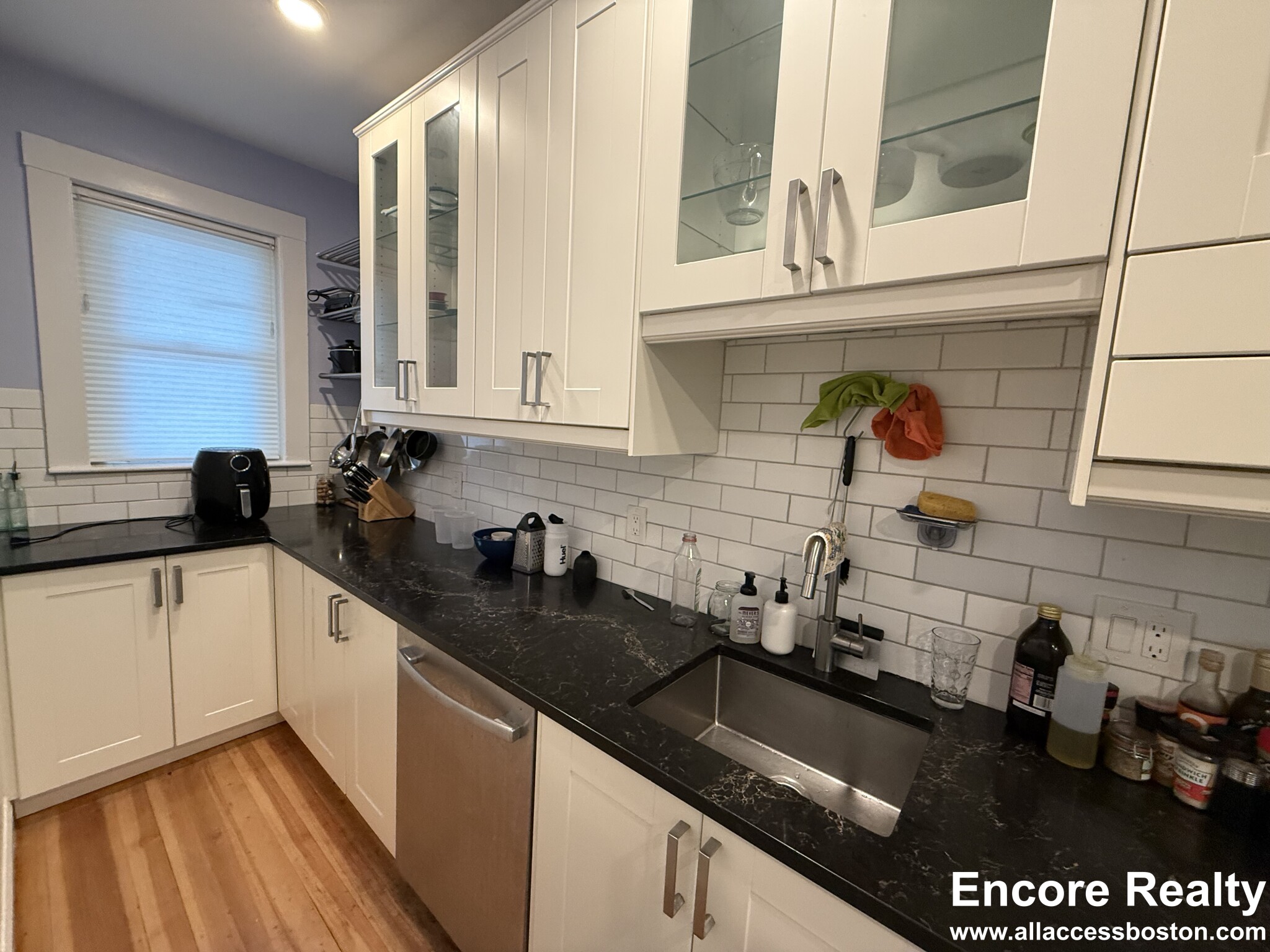 2 bed, 1 bath apartment for rent at 87 Browne St Unit 1, North Brookline — photo 14 of 34