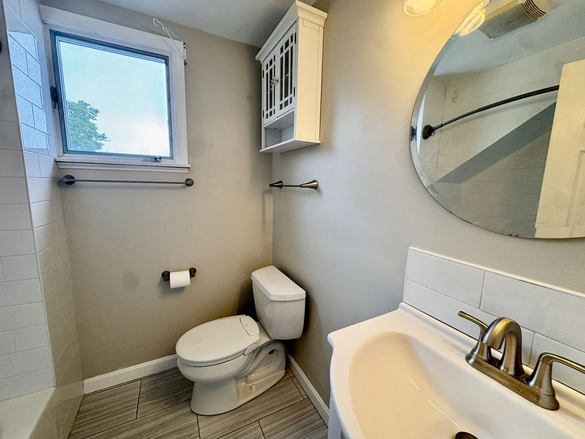 4 bed, 2 bath apartment for rent at 87 Burget Ave Unit 2, Medford — photo 13 of 19